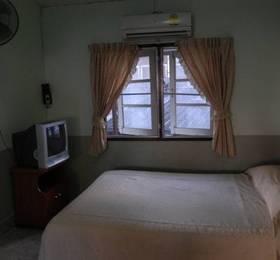 Roongruang Hotel  в Чиангмае