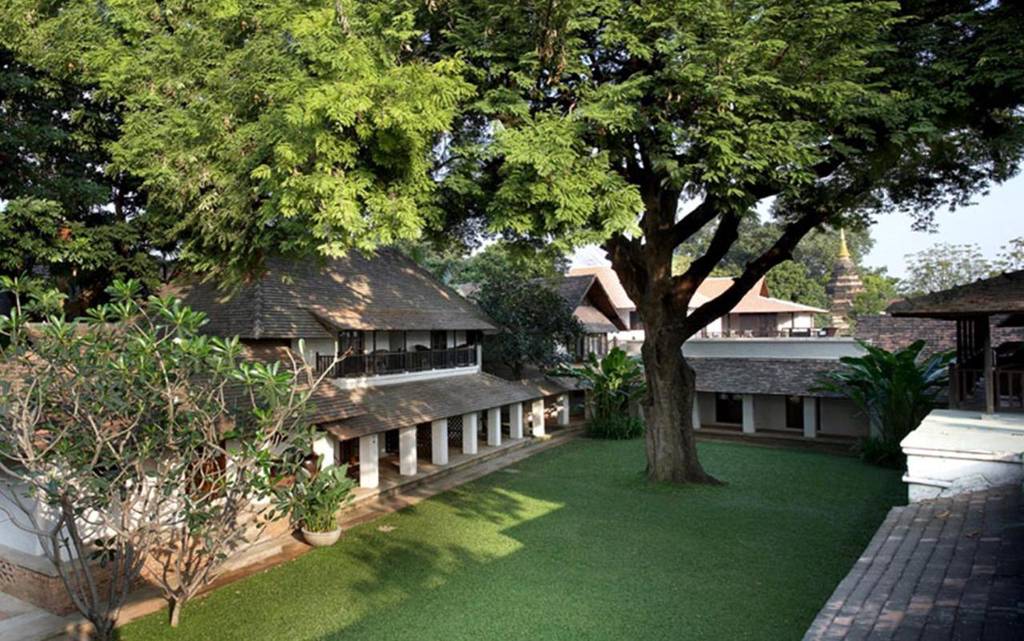 Tamarind Village 4*