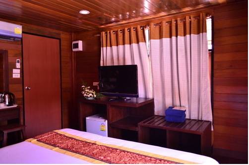 Phuket Siray Hut