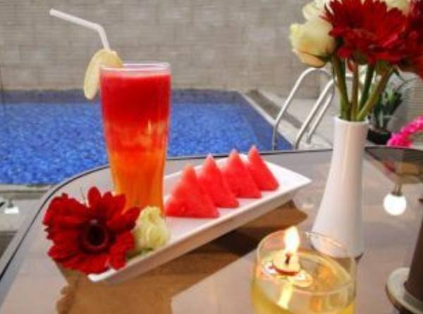 The Newton Hotel  3* Индонезия, Бандунг
