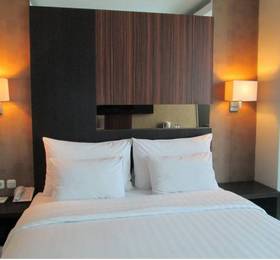 The Newton Hotel  в Бандунге