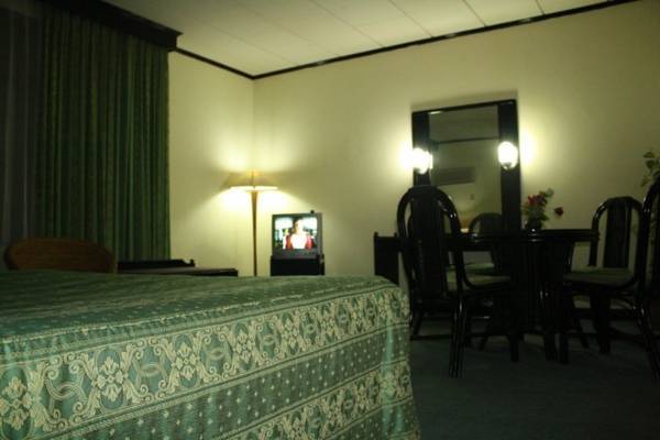Hotel Tasia Ratu  2* Индонезия, Пеканабару