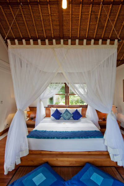 Lotus Residence  5*