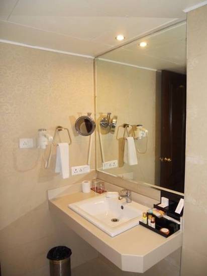 The Royce Hotel  3* Индия, Дели