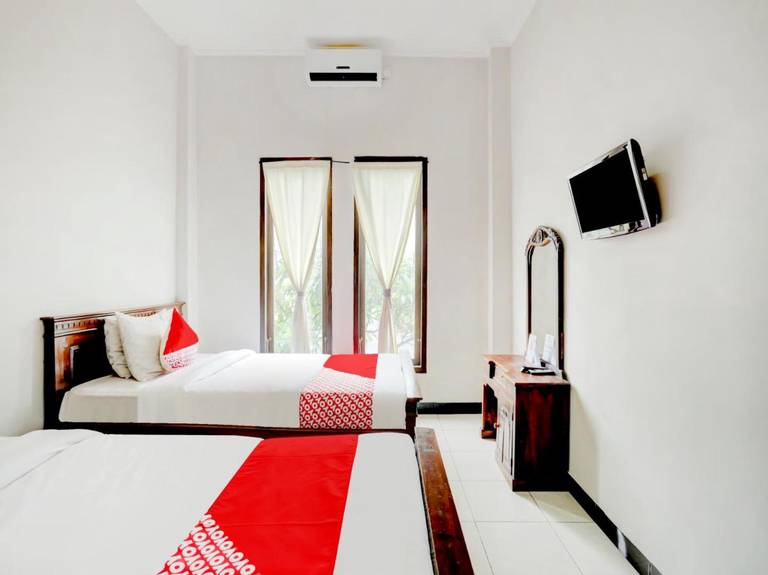 Hotel Warta Dua