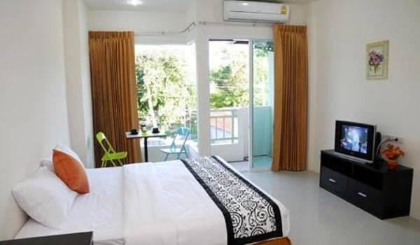 Aek-Amorn Place  3* Таиланд, Пхукет