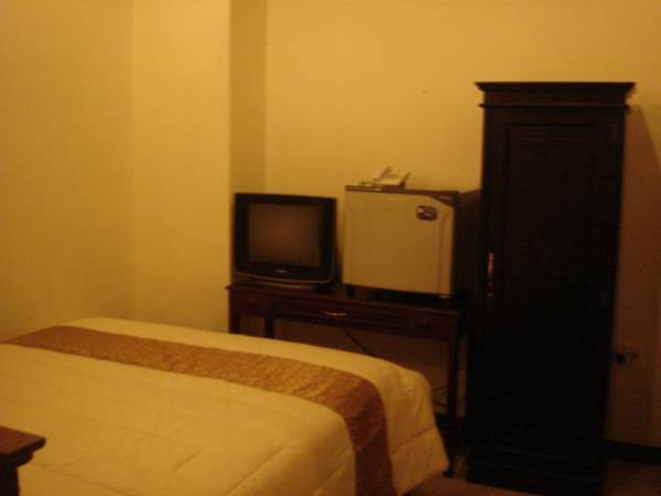 Hotel Paprica 2 2* Индонезия, Сурабая