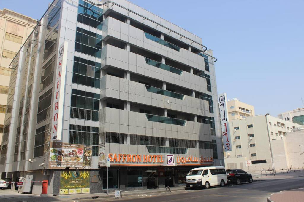 Saffron Hotel 2*