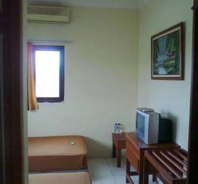 Andalus Hotel  в Сурабае
