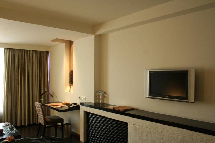 Mosaic Hotel  4* Индия, Нойда