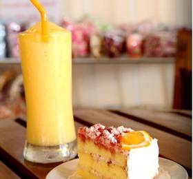 Gotum Hostel Restaurant в Пхукете