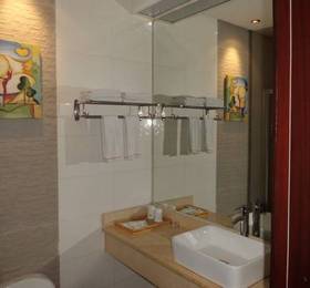 Mingtien Inn  в Дунгуане