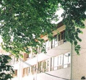 Hotel Ahdoos  в Сринагаре