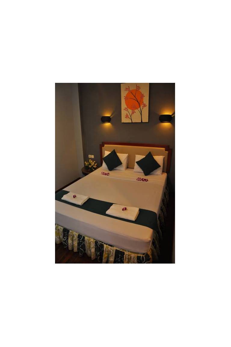 Ghotic Hotel 