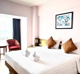 Asian Hotel  в Хатъяе