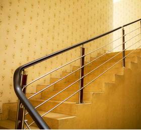 Hotel Metro  в Сурабае