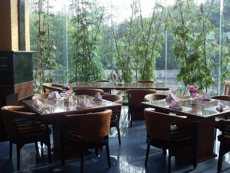 Hotel Oval 2* Индонезия, Сурабая