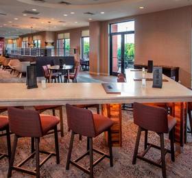 Courtyard Gaithersburg Washingtonian Center  в Гейтерсберге