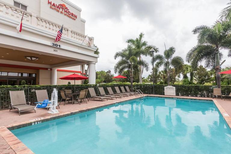 Hawthorn Suites by Wyndham West Palm Beach 