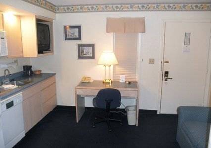 Suburban Extended Stay Hotel Evansville  2* США, Эвансвилл