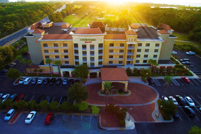 Courtyard Sandestin at Grand Boulevard 