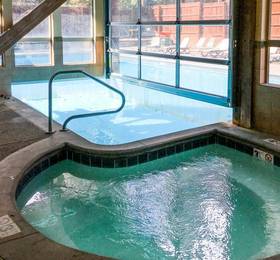 Los Pinos by Wyndham Vacation Rentals  в Брекенридже