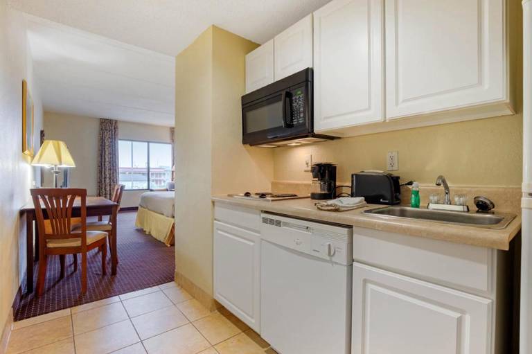 Suburban Extended Stay Warner Robins 