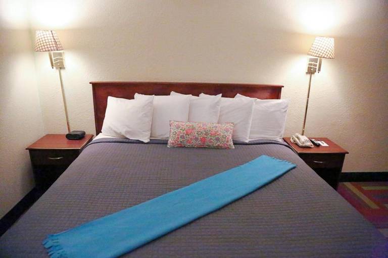 Country Hearth Inn & Suites Abilene 