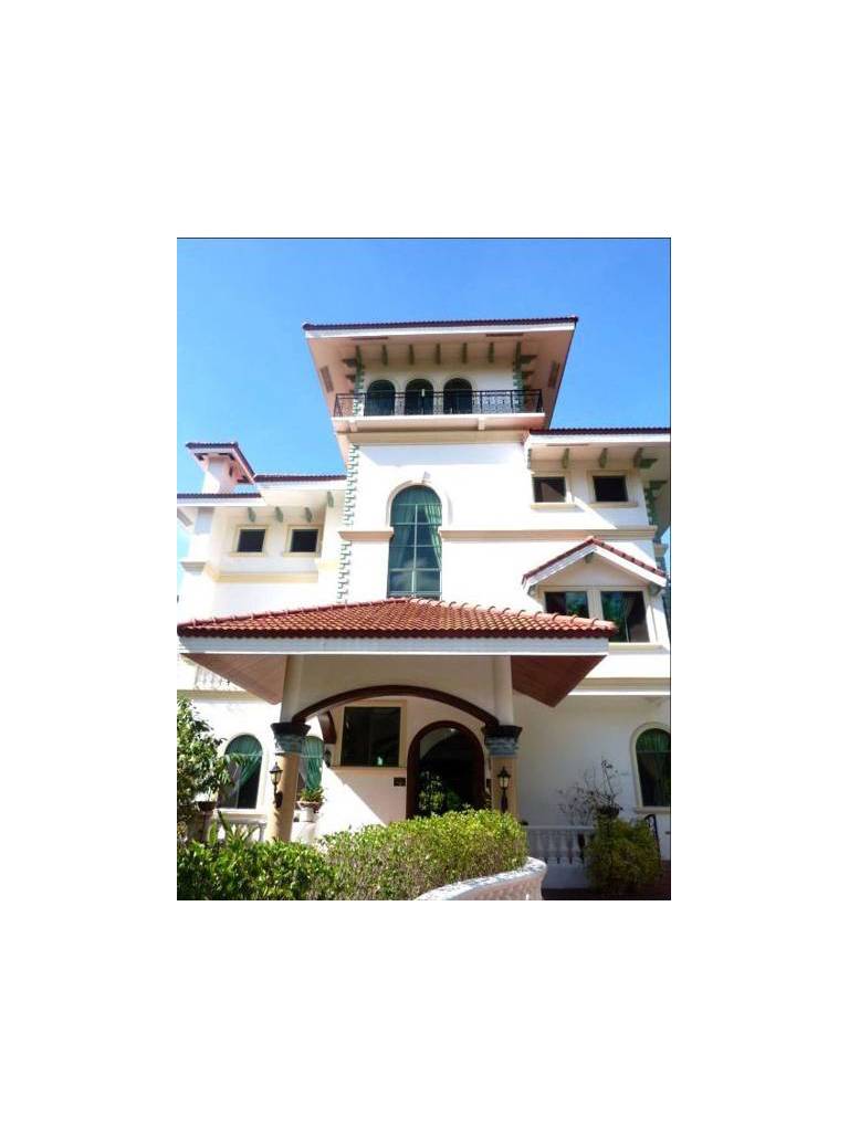 Gracey Dive Resort & Restaurant 