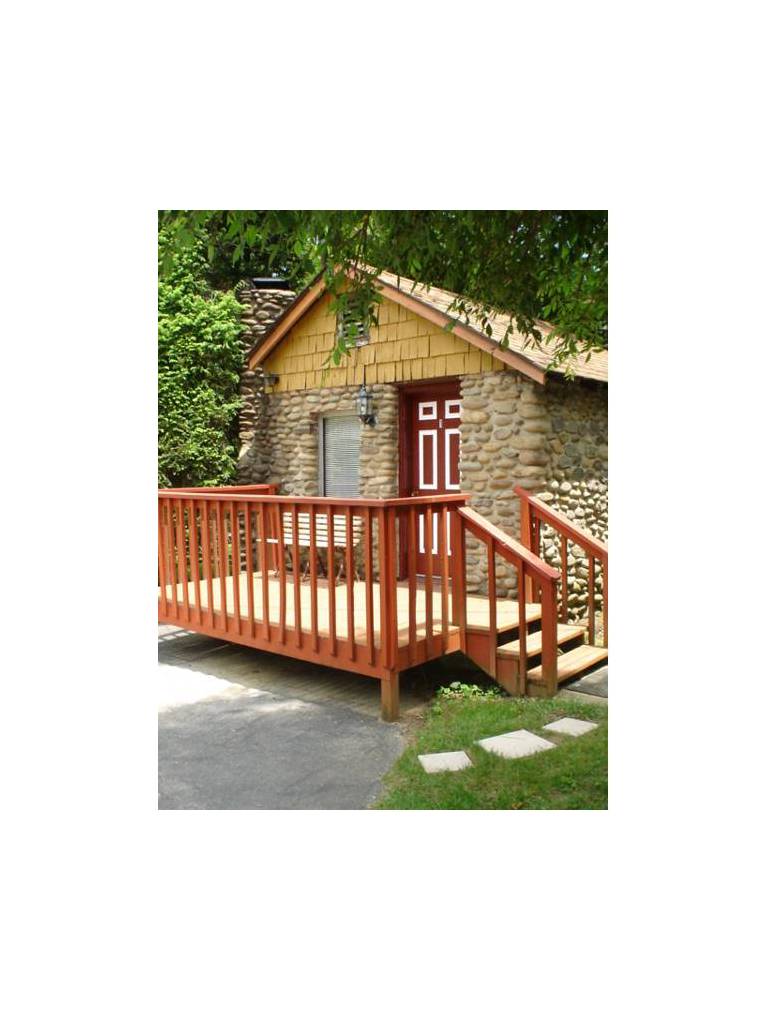 Roaring Fork Motel and Cottages 