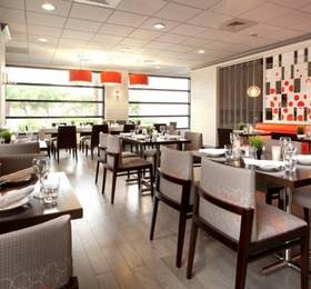 Radisson Hotel Phoenix Airport  в Финиксе