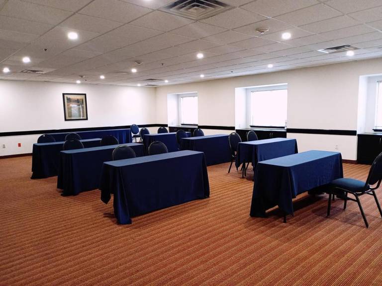 Microtel Inn and Suites Toluca 