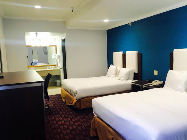 Crimson Hotel, Manhattan Beach 