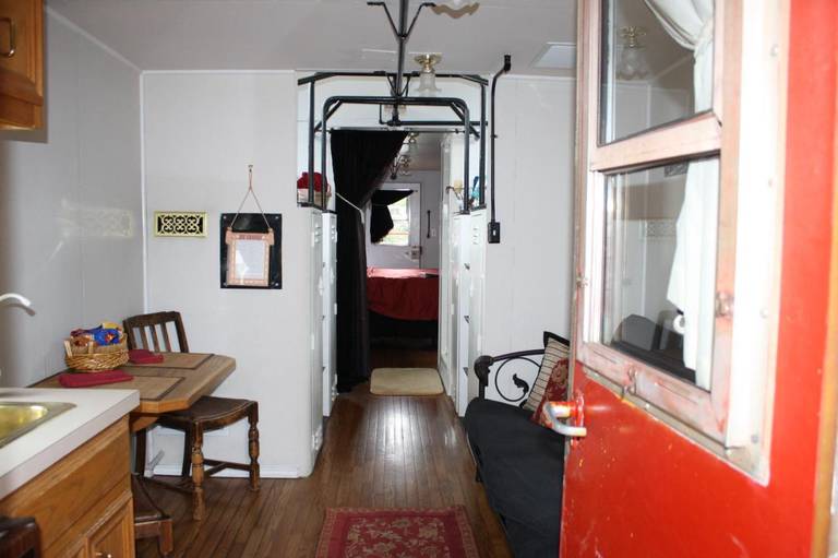 Woodrow House Bed & Breakfast 