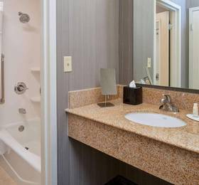 Courtyard Indianapolis-Carmel  в Кармеле