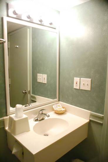 Inns of Virginia Falls Church  США, Фоллс-Черч