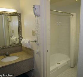 Отдых в Rocky Mount Inn - Rocky Mount  - США, Роки-Маунт
