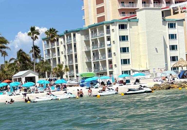 Gulfview Hotel - On the Beach 