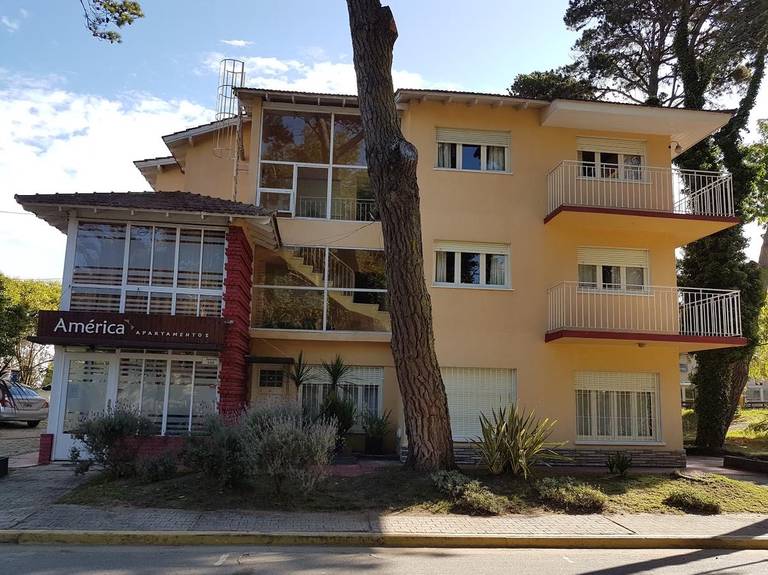 America Apartamentos Pinamar 