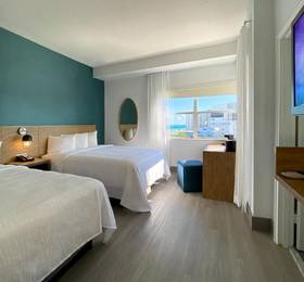 Туры в Marseilles Beachfront Hotel  в США