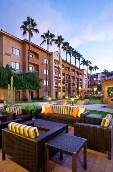 Courtyard Phoenix Camelback  3* США, Финикс
