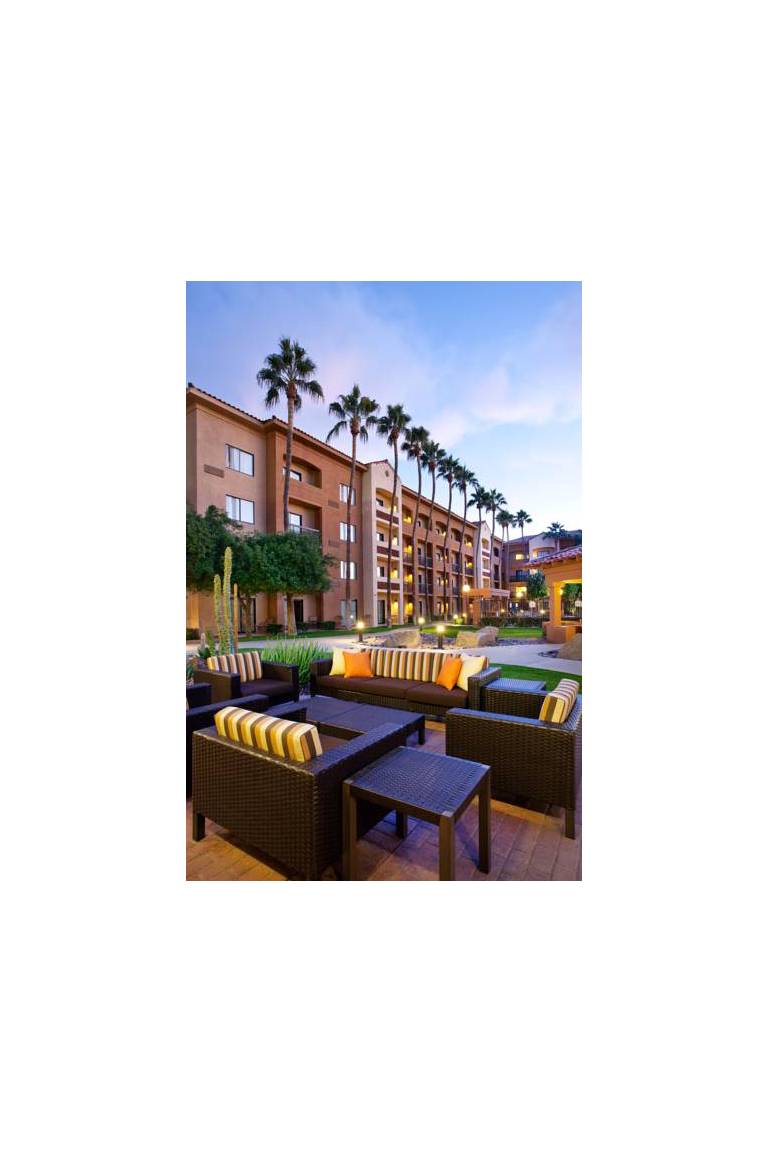 Courtyard Phoenix Camelback 