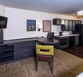 Туры в Candlewood Suites Appleton  в США