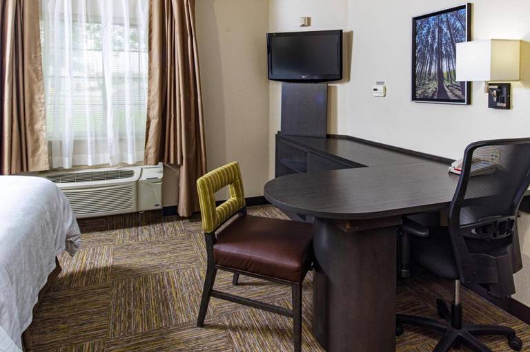 Candlewood Suites Appleton 