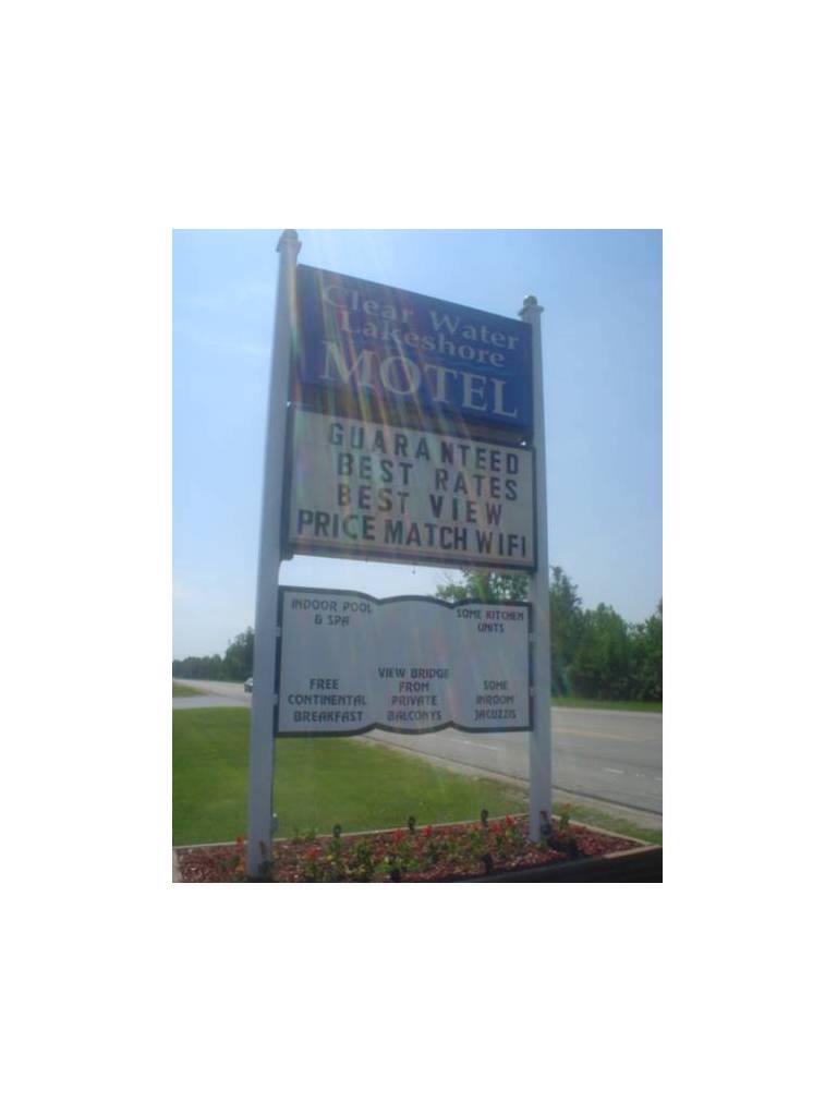 Clearwater Lakeshore Motel 