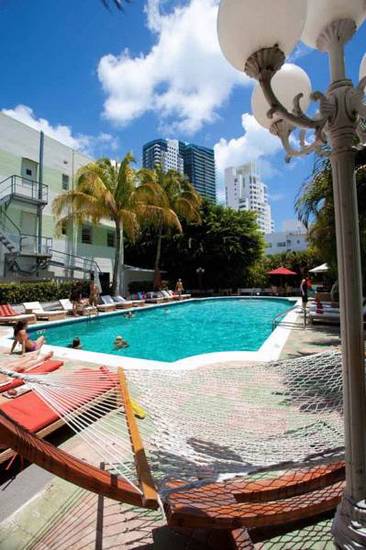 Dorchester Hotel & Suites  3* США, Майами-Бич