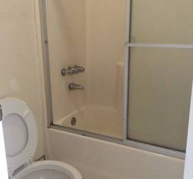 Colonial Pool & Spa Motel  в Лонг Биче