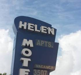 Helen Apartments & Motel  в Уэст-Палм-Биче