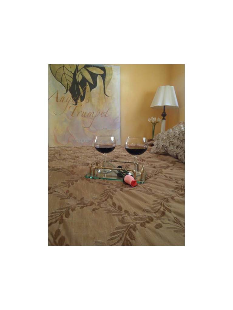 Naomi's Bed & Breakfast 