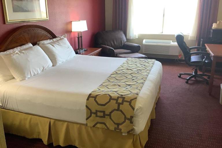 Lexington Inn Holbrook 